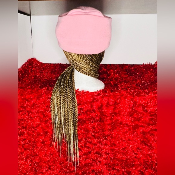 New Wig Hat - Picture 3 of 5